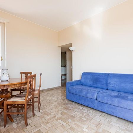 Milano - Roomy Apartment 300 M From M3 Affori Fn! Екстер'єр фото