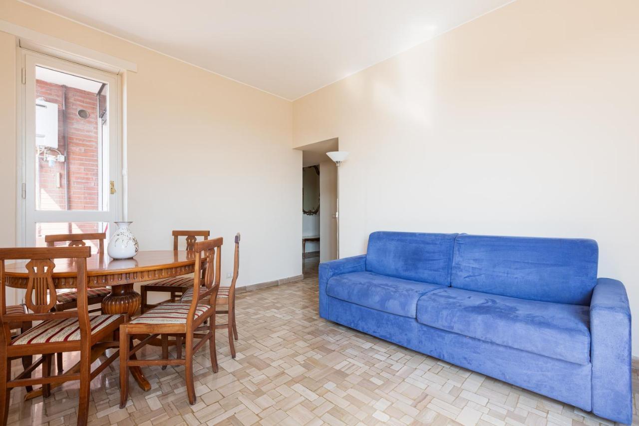 Milano - Roomy Apartment 300 M From M3 Affori Fn! Екстер'єр фото