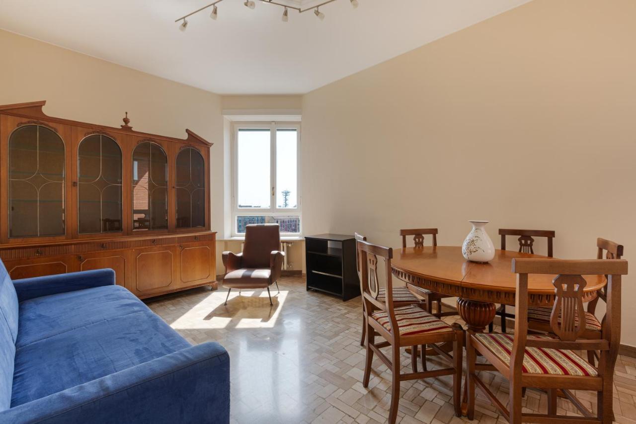 Milano - Roomy Apartment 300 M From M3 Affori Fn! Екстер'єр фото