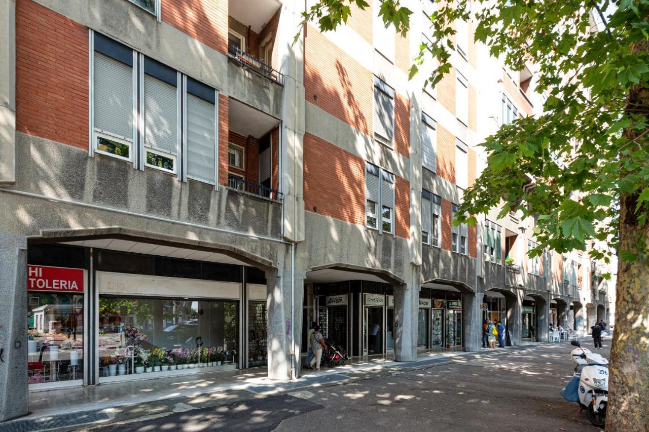 Milano - Roomy Apartment 300 M From M3 Affori Fn! Екстер'єр фото